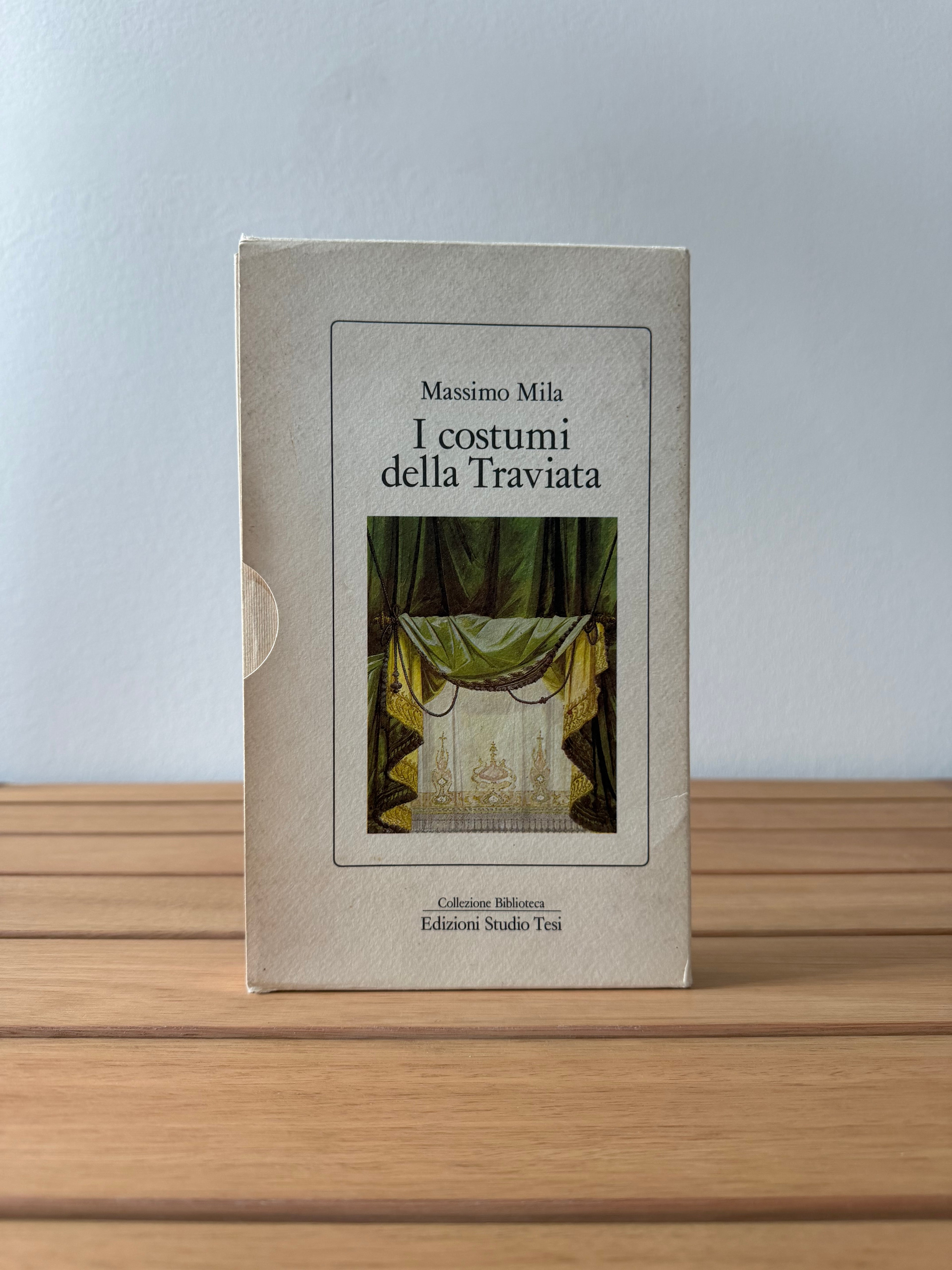 I costumi della Traviata - Massimo Mila