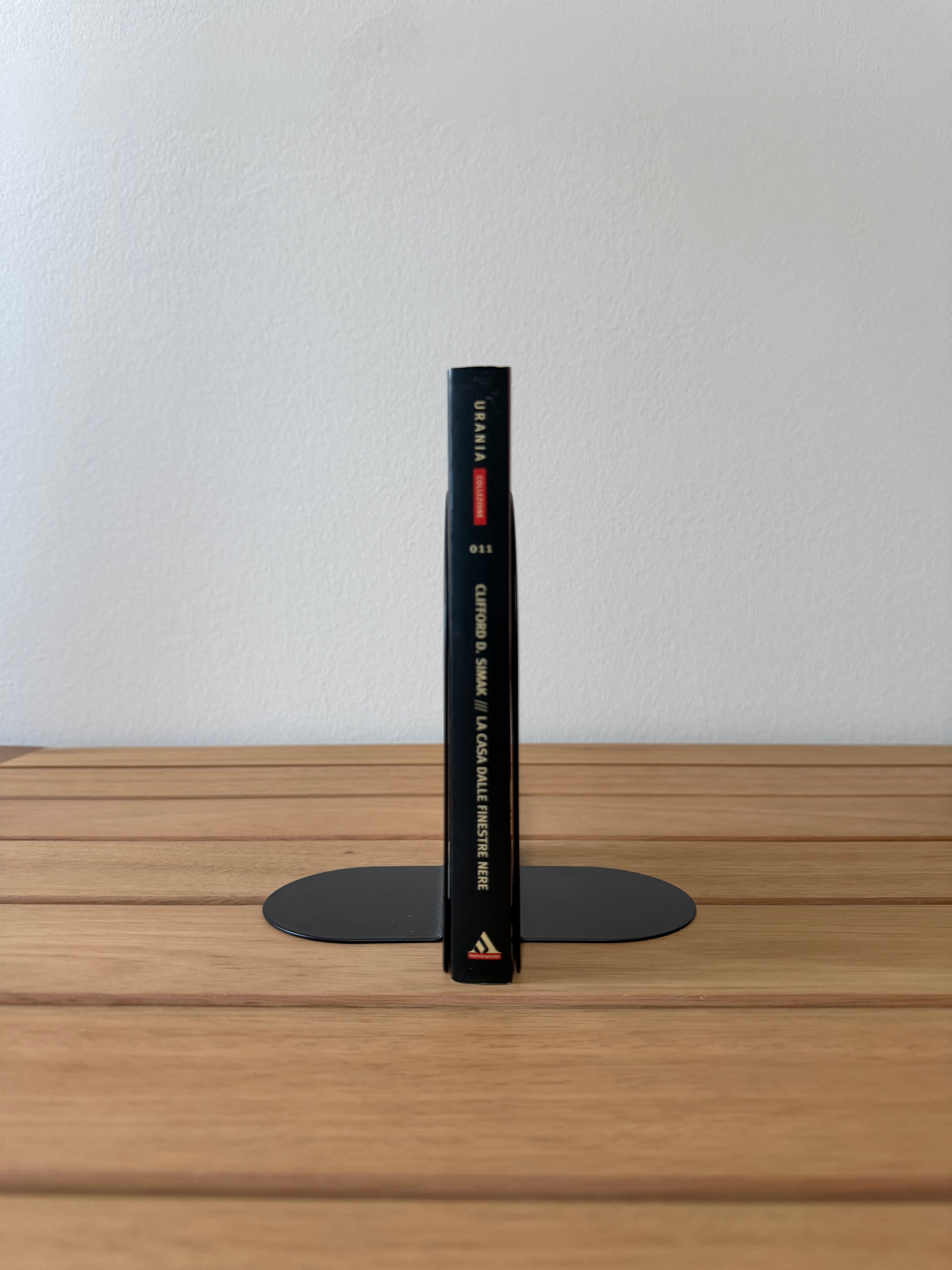 La casa dalle finestre nere - Clifford D. Simak