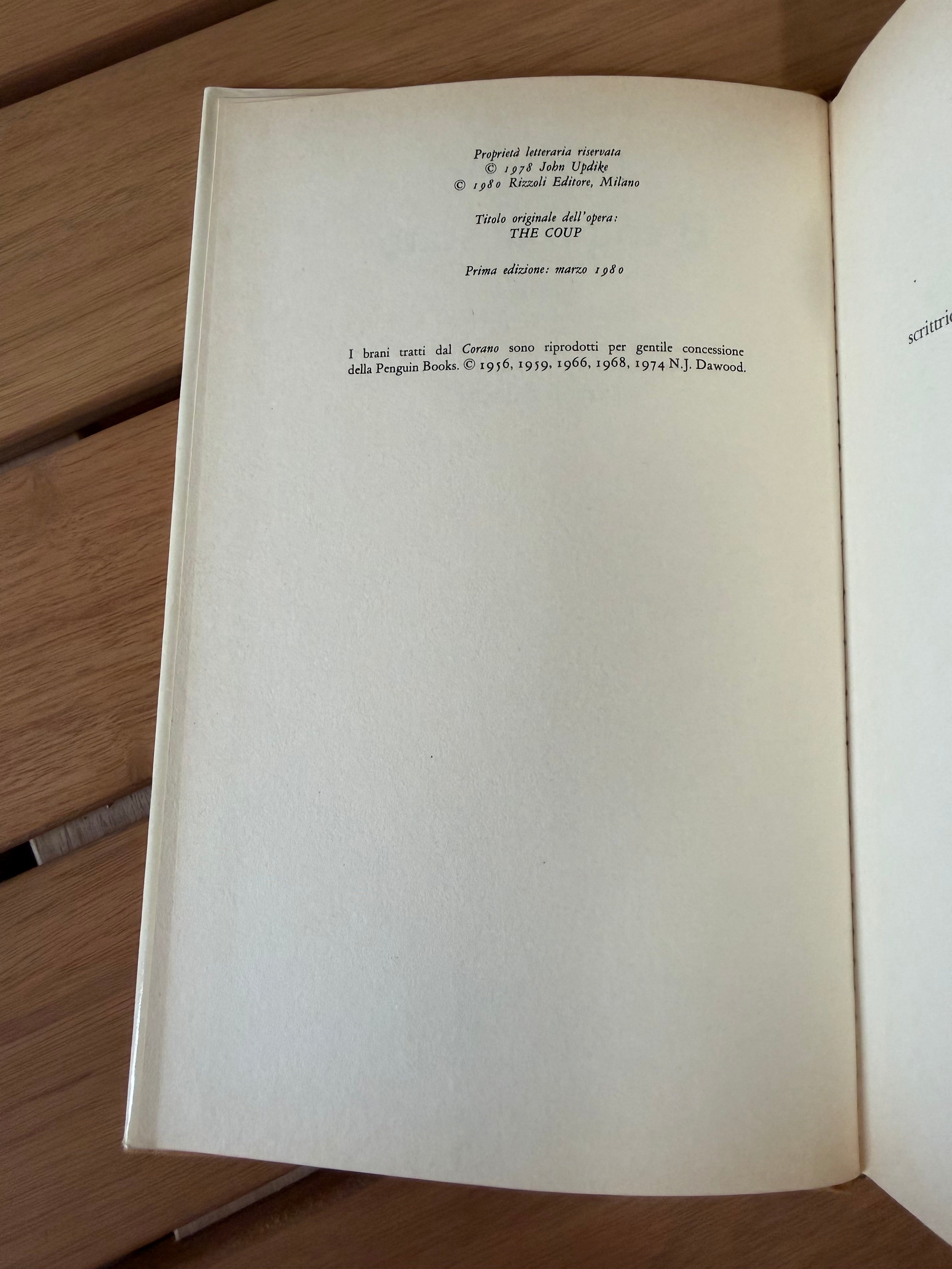 Il colpo di Stato - John Updike