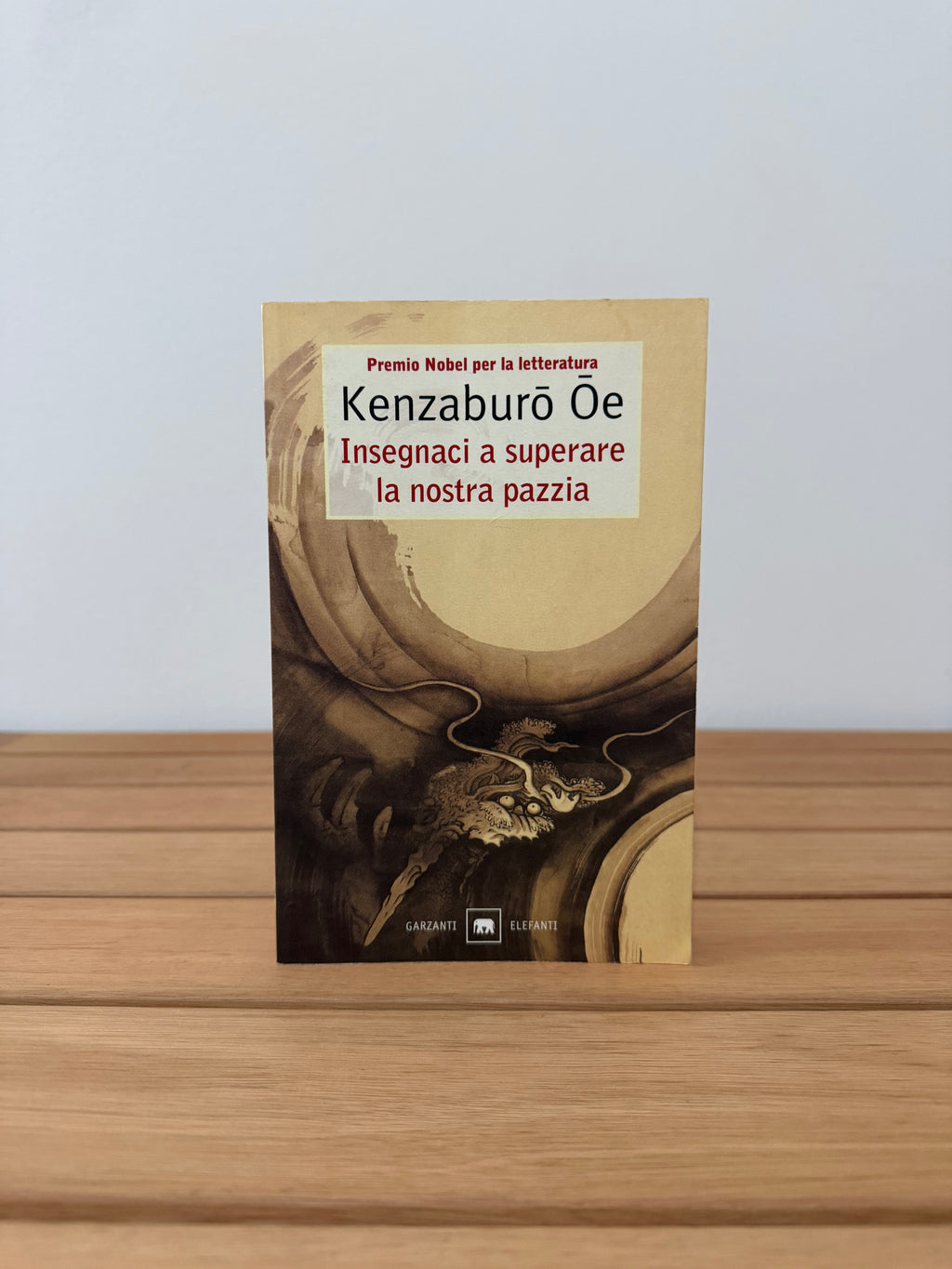 Insegnaci a superare la nostra pazzia - Kenzaburo Oe