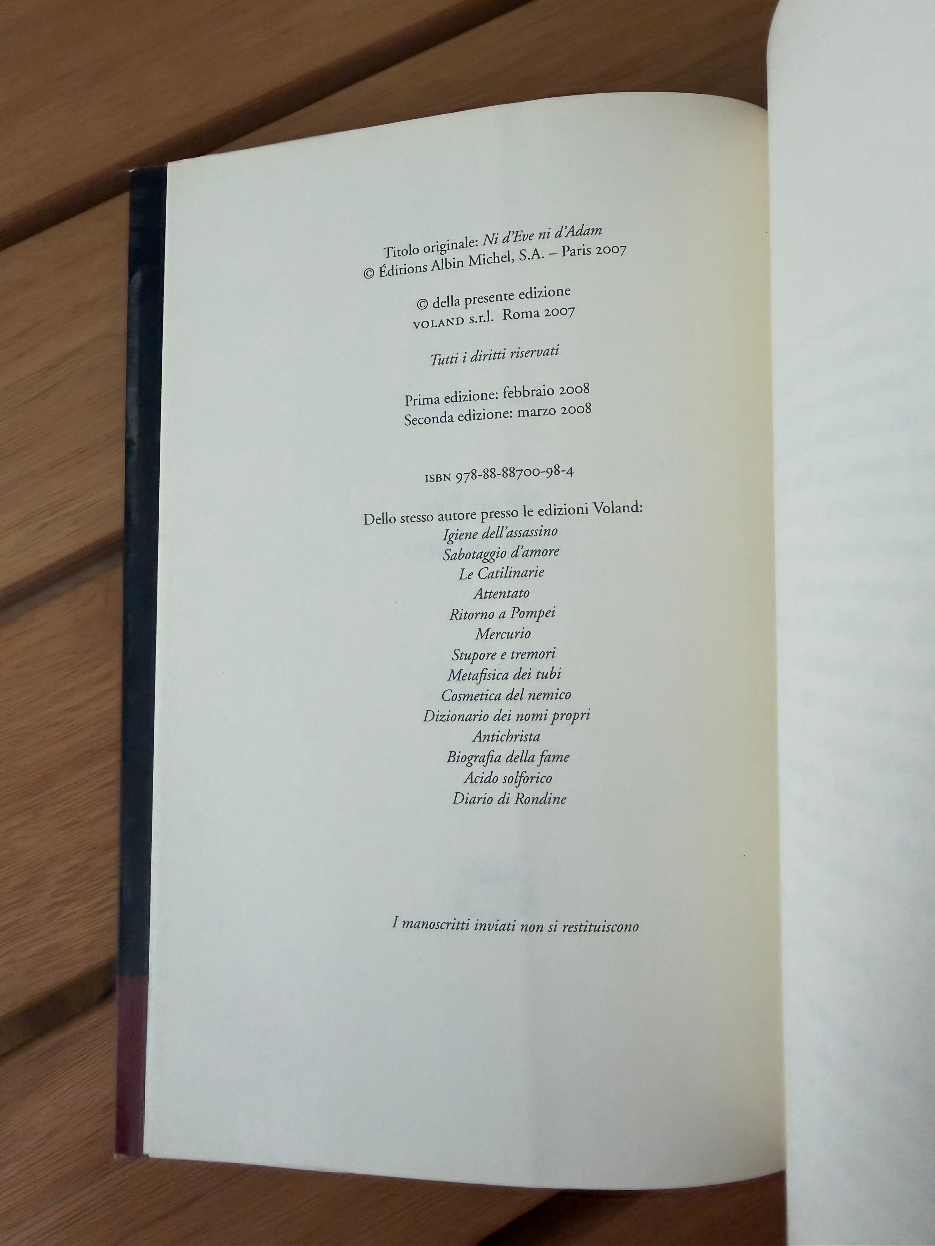 Né di Eva né di Adamo - Amélie Nothomb